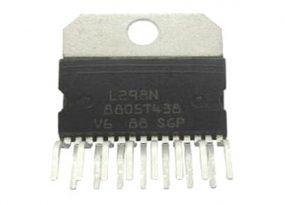 L298 Motor Driver IC