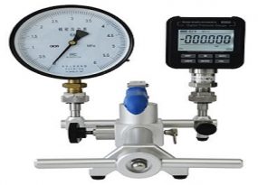 Pneumatic Comparator